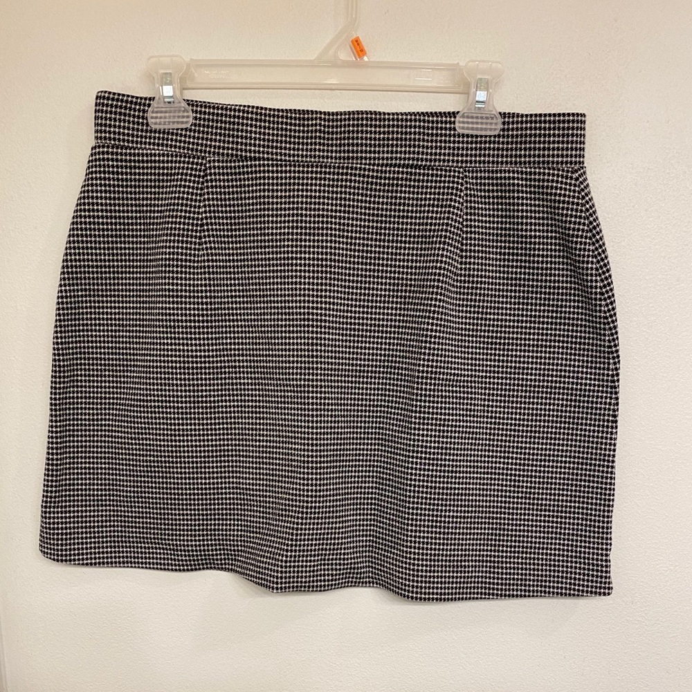 Plaid mini skirt